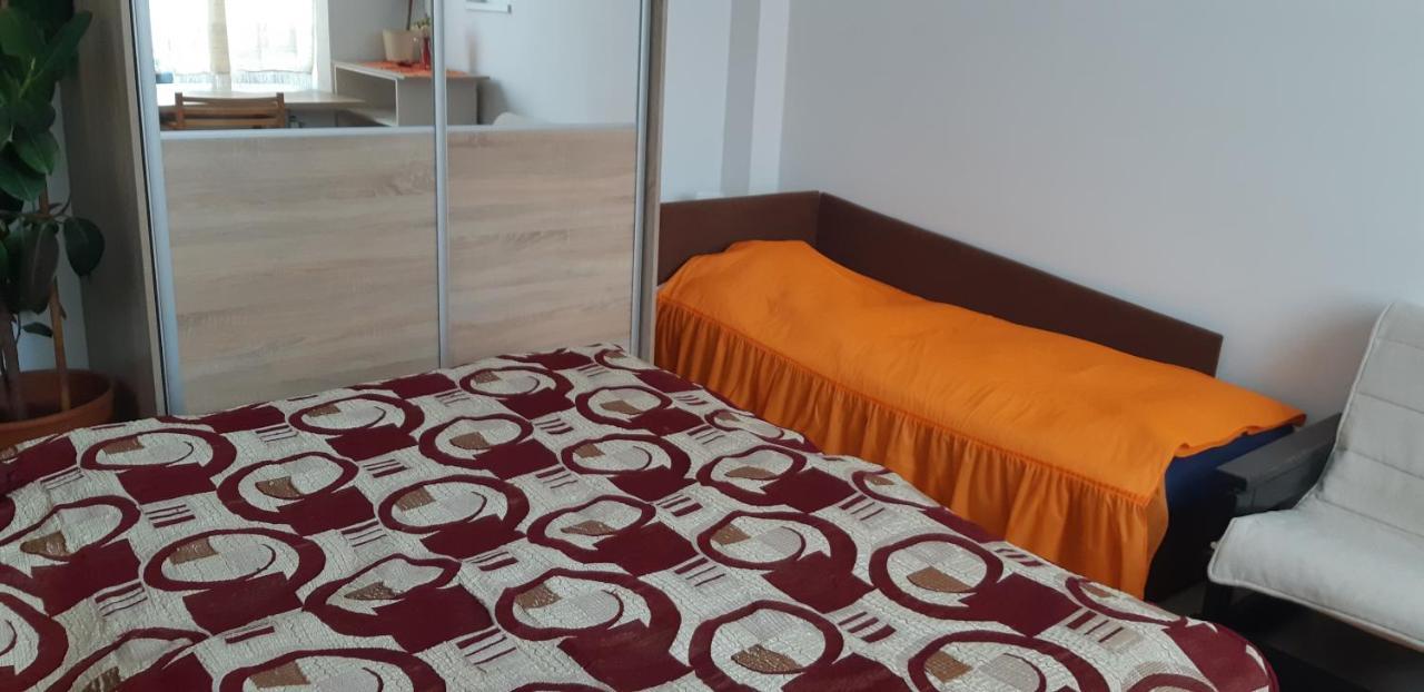 Sucany Apartman Yvet מראה חיצוני תמונה