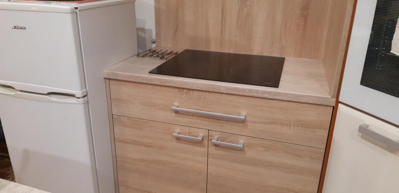 Sucany Apartman Yvet מראה חיצוני תמונה