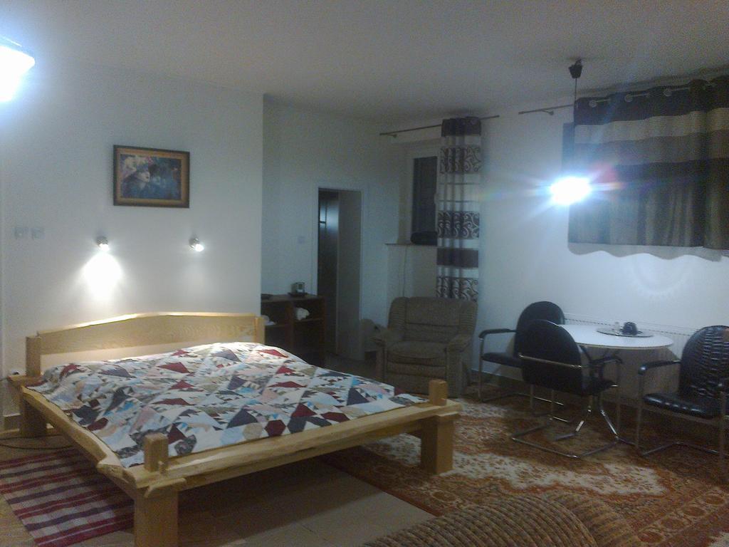 Sucany Apartman Yvet מראה חיצוני תמונה