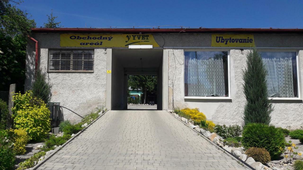 Sucany Apartman Yvet מראה חיצוני תמונה