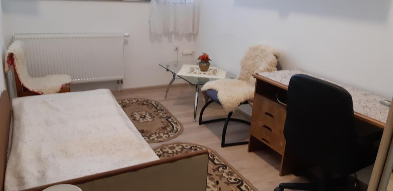 Sucany Apartman Yvet מראה חיצוני תמונה